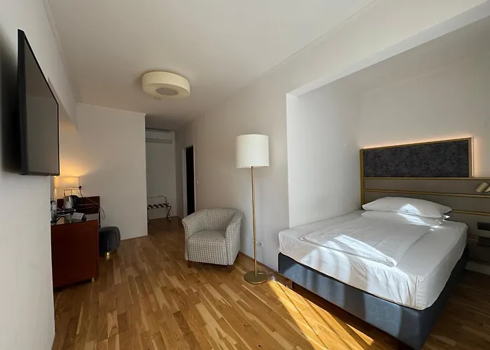Secession An Der Oper 4* فيينا